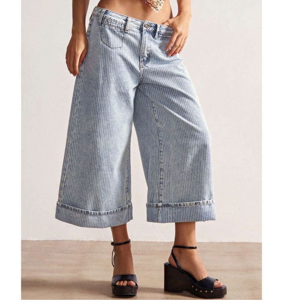 Light Wash Striped Cuffed Wide Leg Cropped Wide Leg Denim Jeans XS S M L XL